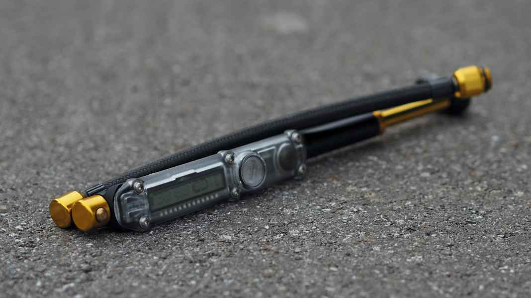 Micro-Pumpe: Lezyne Digital Dämpferpumpe im Test