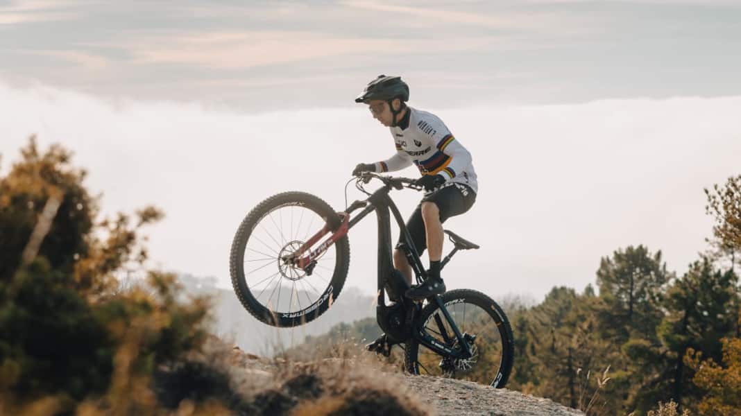 Lapierre verpflichtet E-MTB-Weltmeister