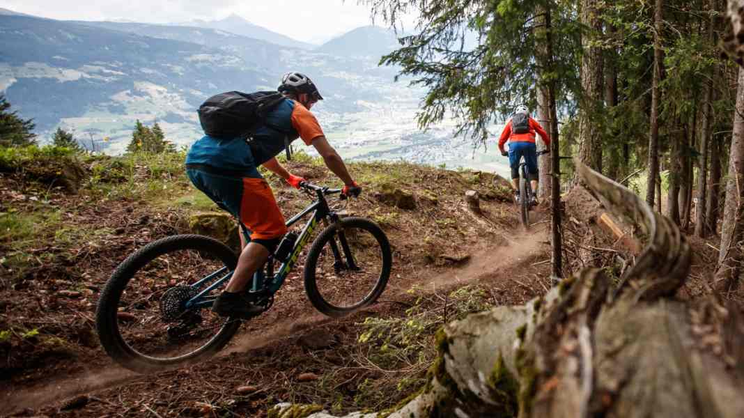 Season opener at the Bikepark Lienz in East Tyrol