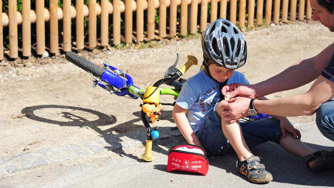 First aid when cycling: With these 8 first aid kits, it doesn't hurt so much any more