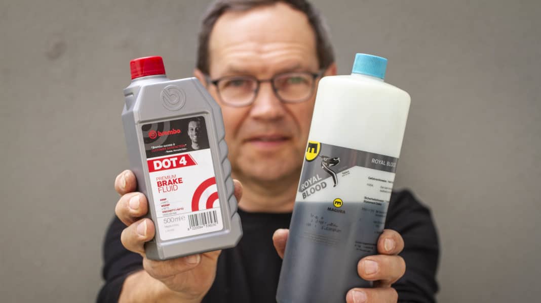 Brake fluid: DOT or mineral oil - which is the best brake fluid?