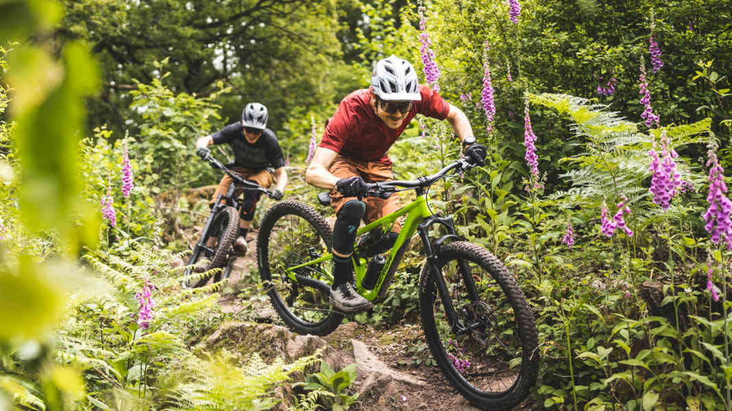 10 must-haves: equipment for mountain biking in spring