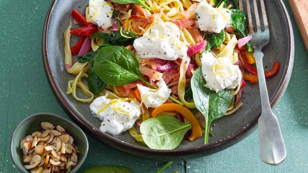 Kitchen inspiration: Power pasta - rhubarb tagliatelle with spinach, peppers & burrata