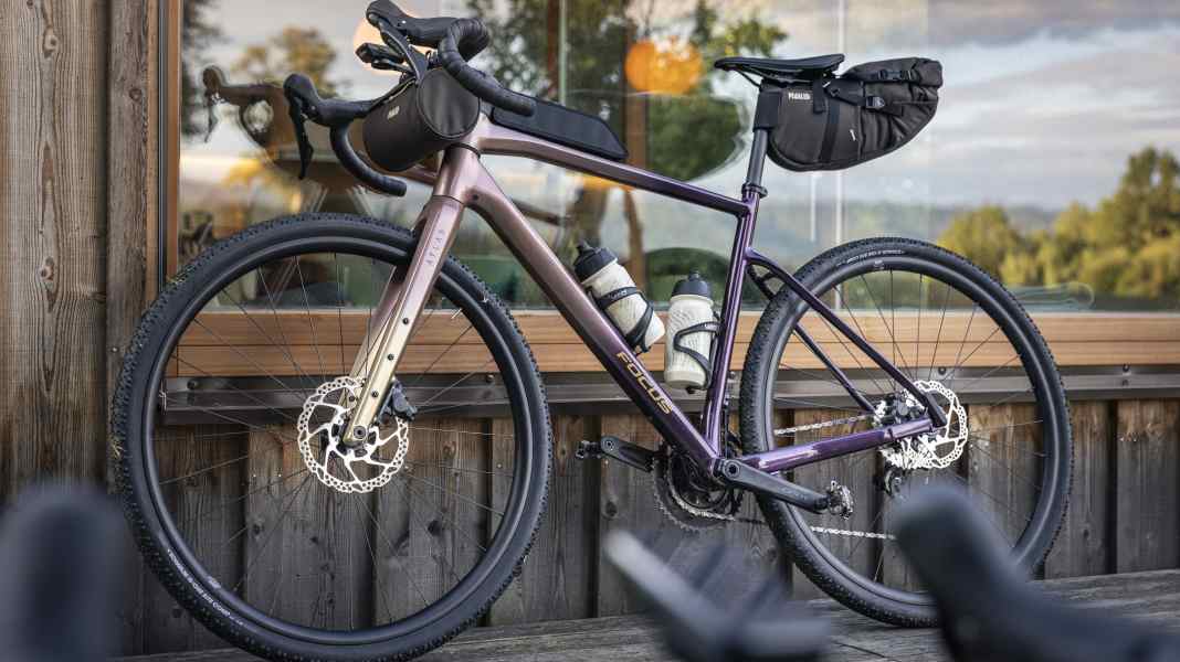 Kaufberatung Gravel vs. Road?: Bist Du Typ Rennrad oder Gravelbike?