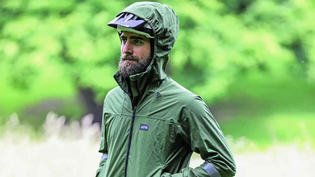 Regenbekleidung: Gorewear Lupra Jacke im BIKE-Test