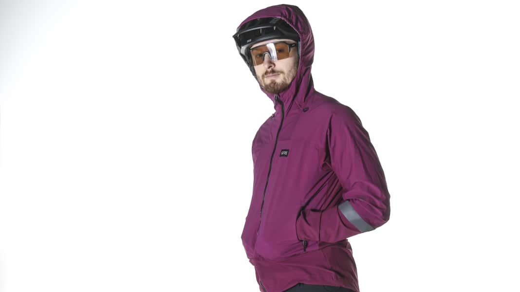 Test MTB-Windjacke: Gorewear Lupra - robuste Allwetter-Jacke für Trailbiker