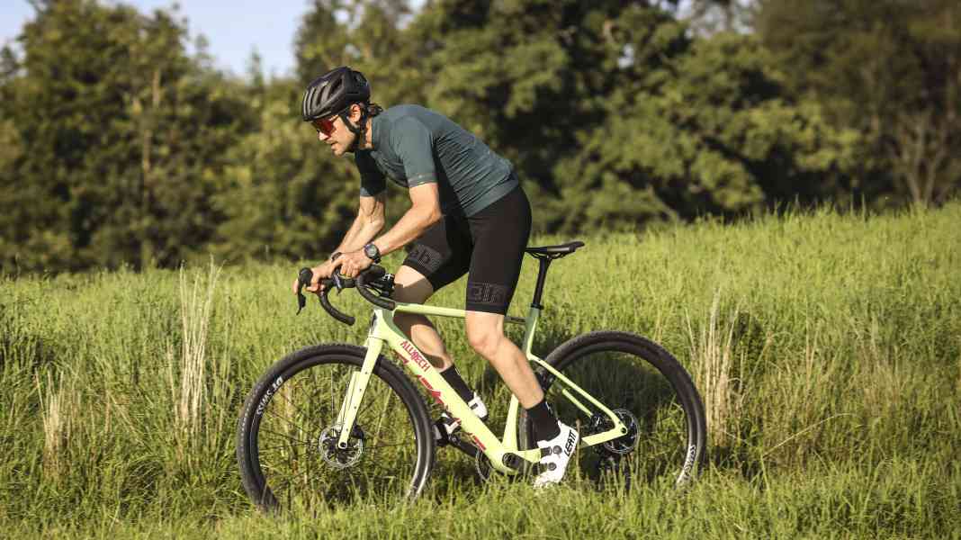 Guide d'achat : Regarder la balance - c'est le poids que peut avoir un gravelbike