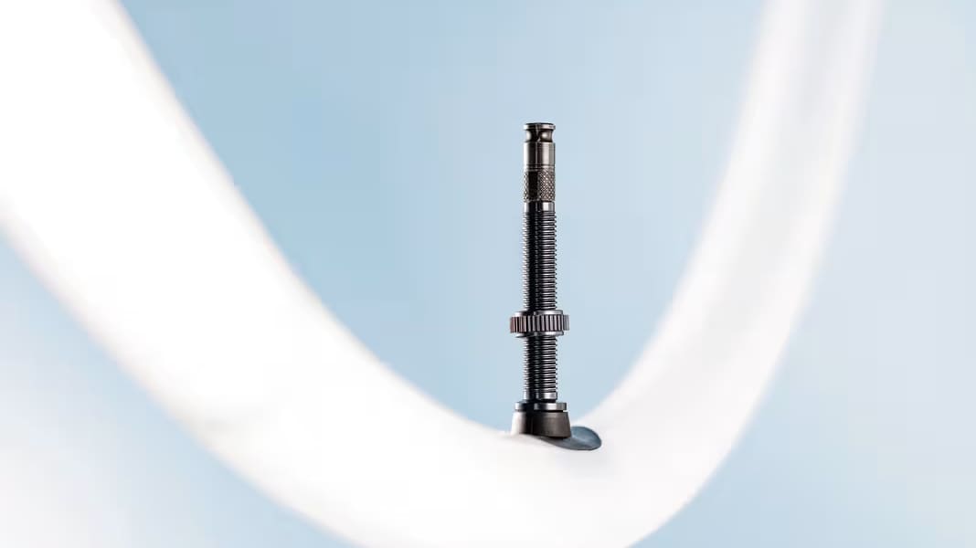 Nouveau mécanisme à clic : Schwalbe Clik Valve : une révolution pour les valves de vélo ?