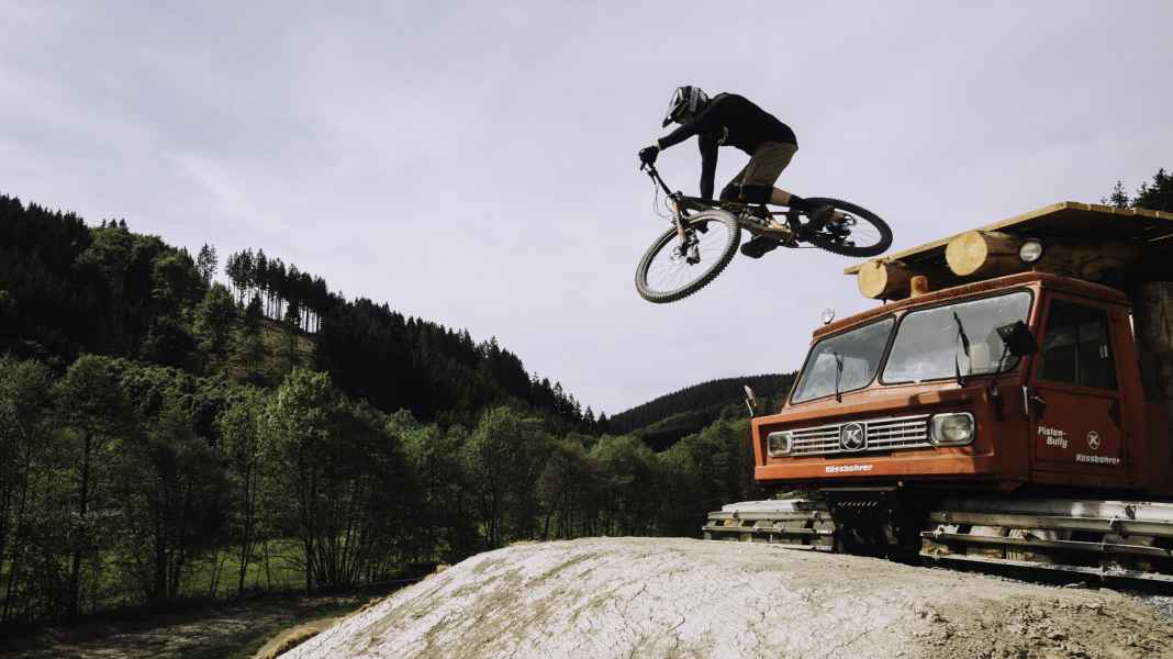 5 Bikeparks, die du 2023 besuchen solltest!