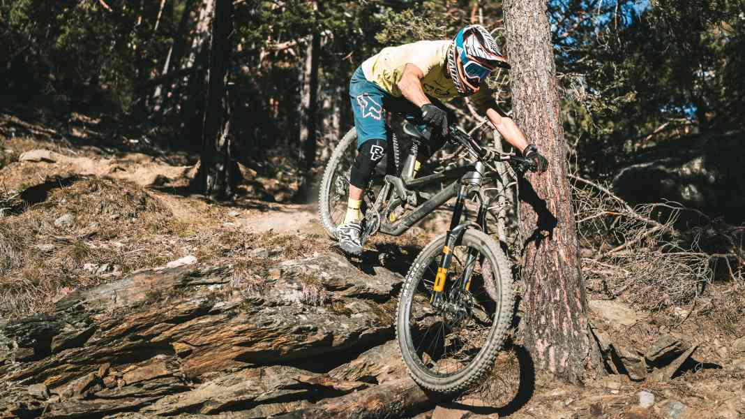 Premium enduro bikes 2023: Prime Thunderflash S in the test - test winner