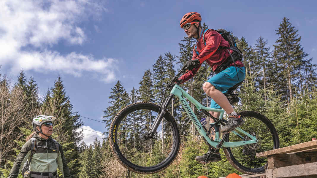 BIKE Mission 3000 - Behind the Scenes Teil 2: Fitness- und Fahrtechniktraining