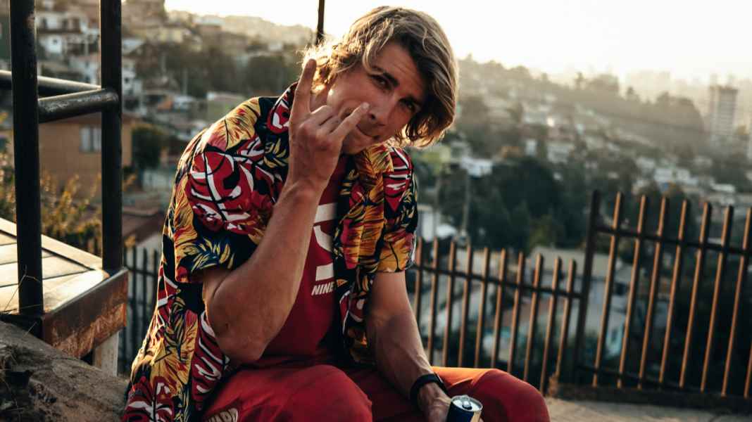 Fabio Wibmer: The interview to the video - Urban Freeride Lives Chile