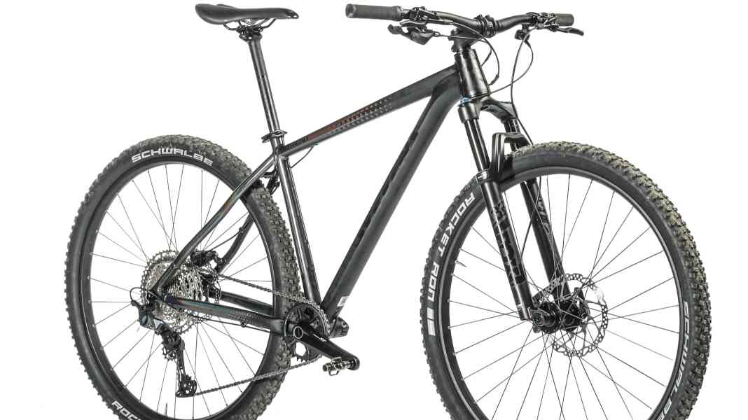 Entry-level hardtails 2023: Stevens Sentiero - the lightweight on test