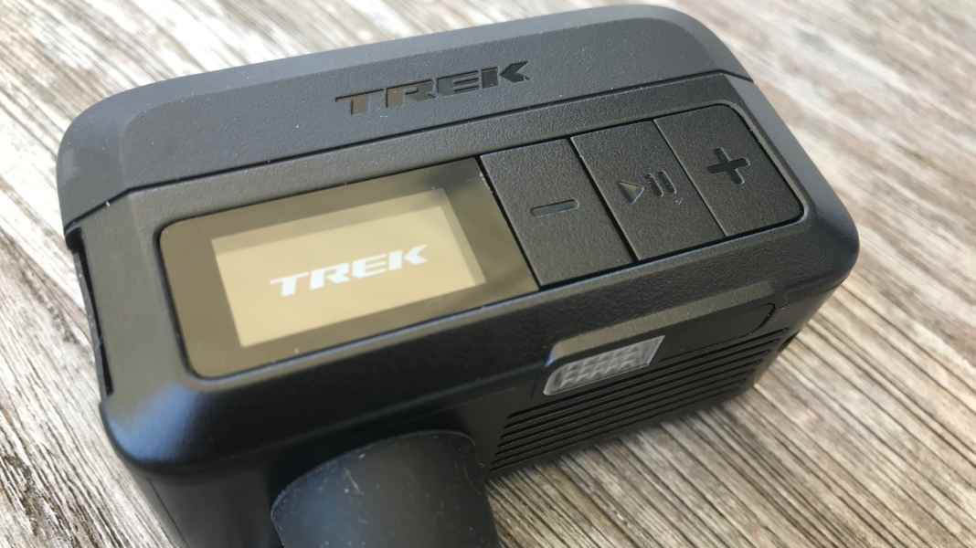 Trek Air Rush in a practical test: Battery mini pump - instead of pumping 500 times yourself