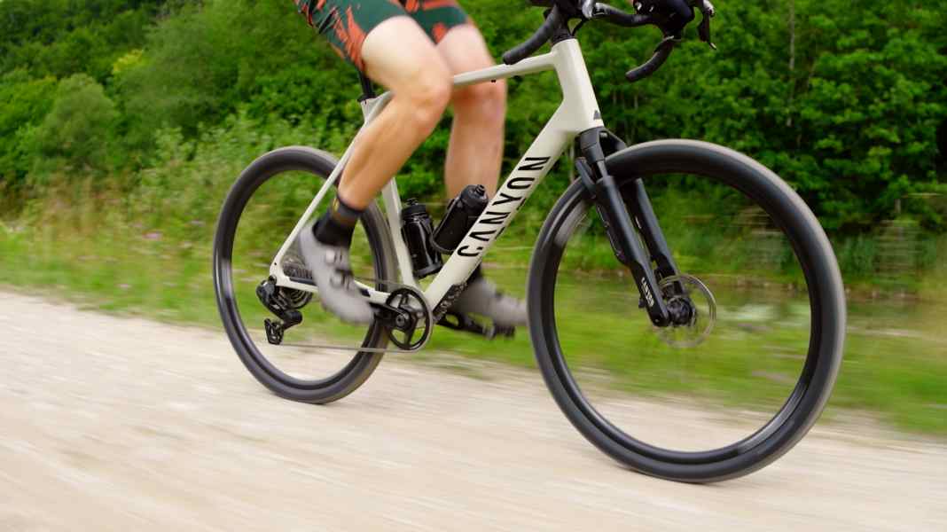 Canyon Grizl : premier test du vélo de gravel avec fourche suspendue Rift