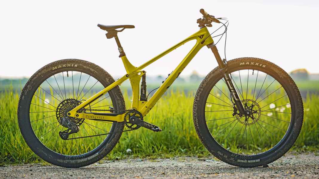 Test Trailbikes 2022: YT Izzo Uncaged 7