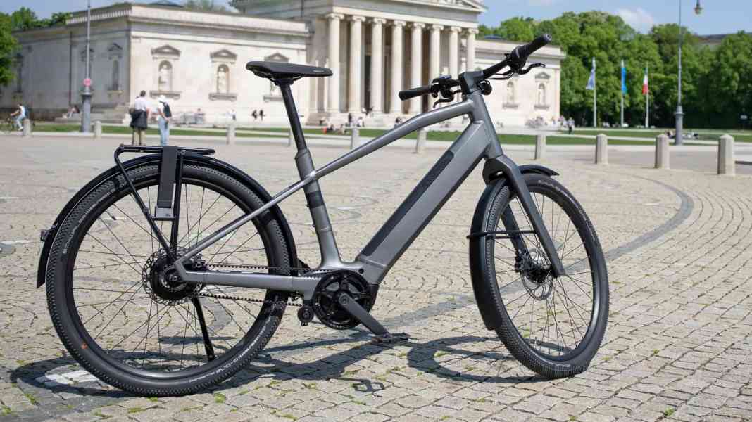 City e-bike: Precede:On AL 7 from Canyon on test