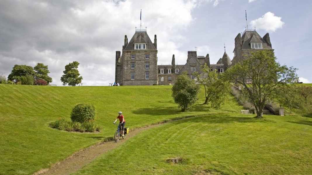 Cycling through the Highlands