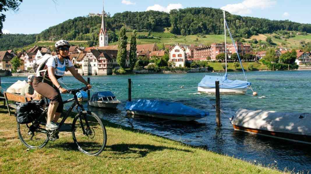 Around the Untersee