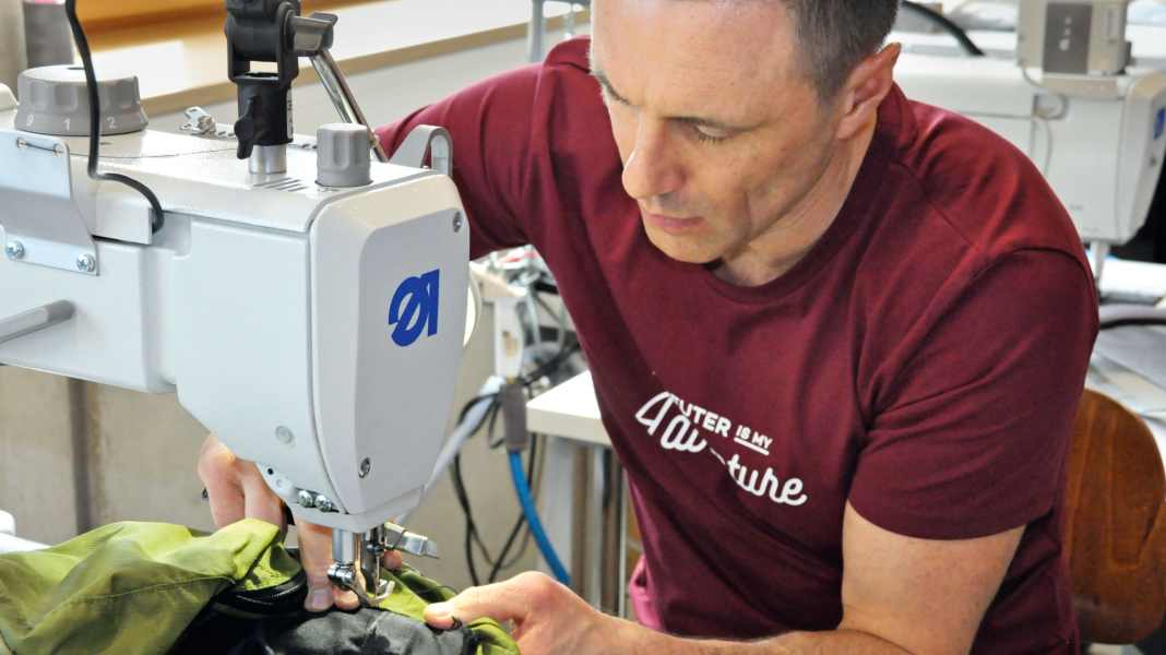 For a long life: Caring for and repairing panniers and backpacks