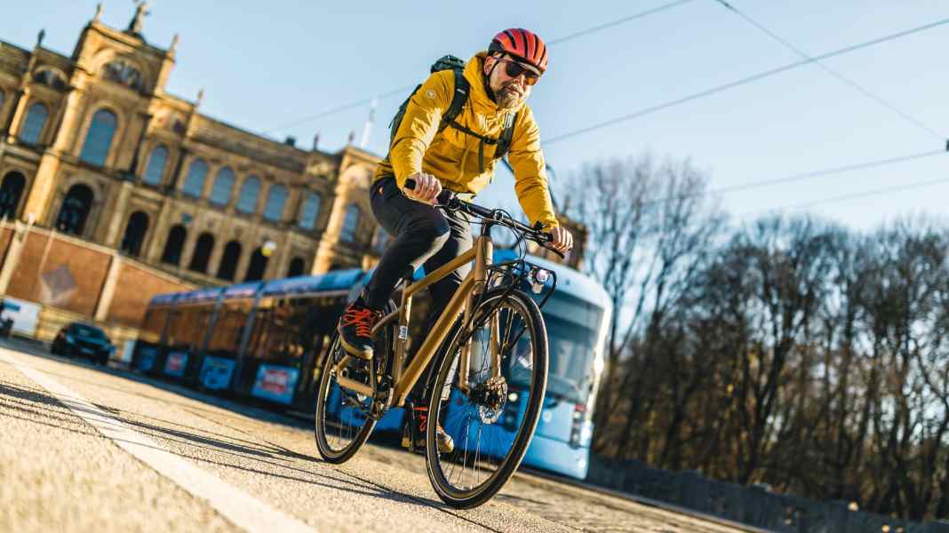 Cheap city bikes: 9 bikes with geared hubs