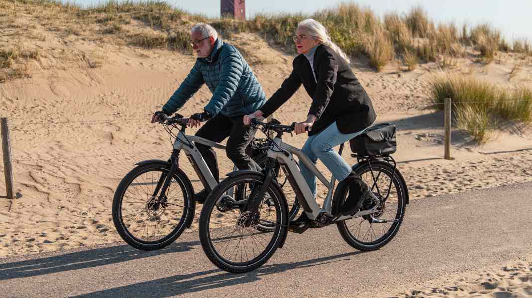Wartungsarme E-Bikes mit Pinion-Getriebe und Gates-Riemen