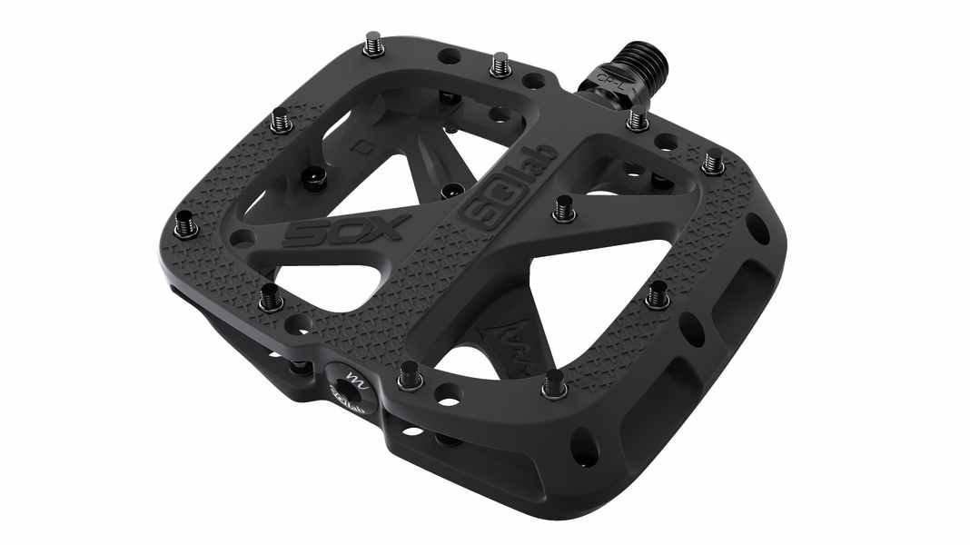 SQlab bringt zwei neue Produkte: Pedale und Bikehose