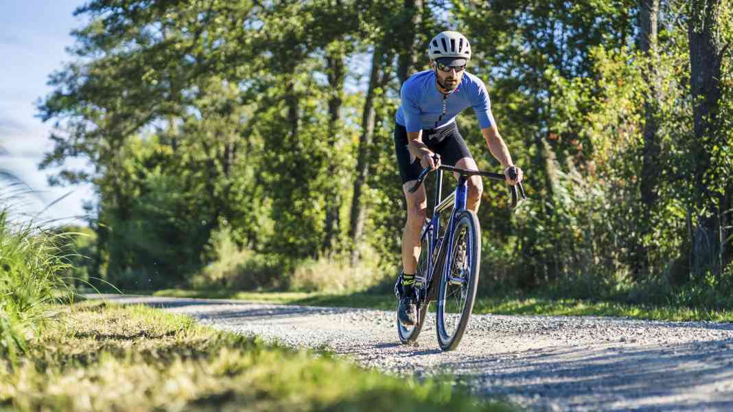 Équipement pour vététistes de gravier : les must have des débutants en gravel