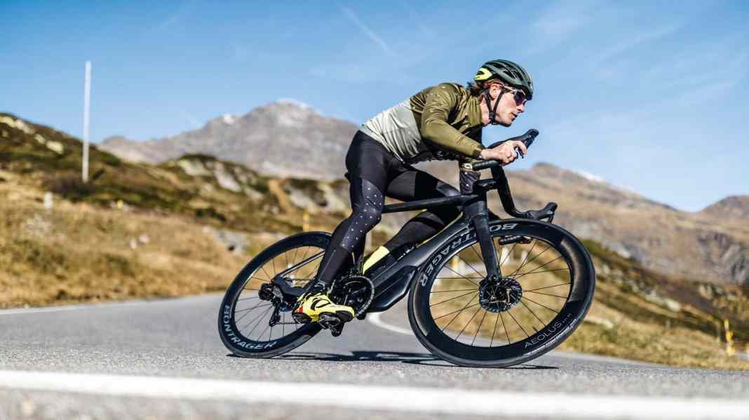 Aero wheels for road bikes put to the test: comparison of top fast wheels