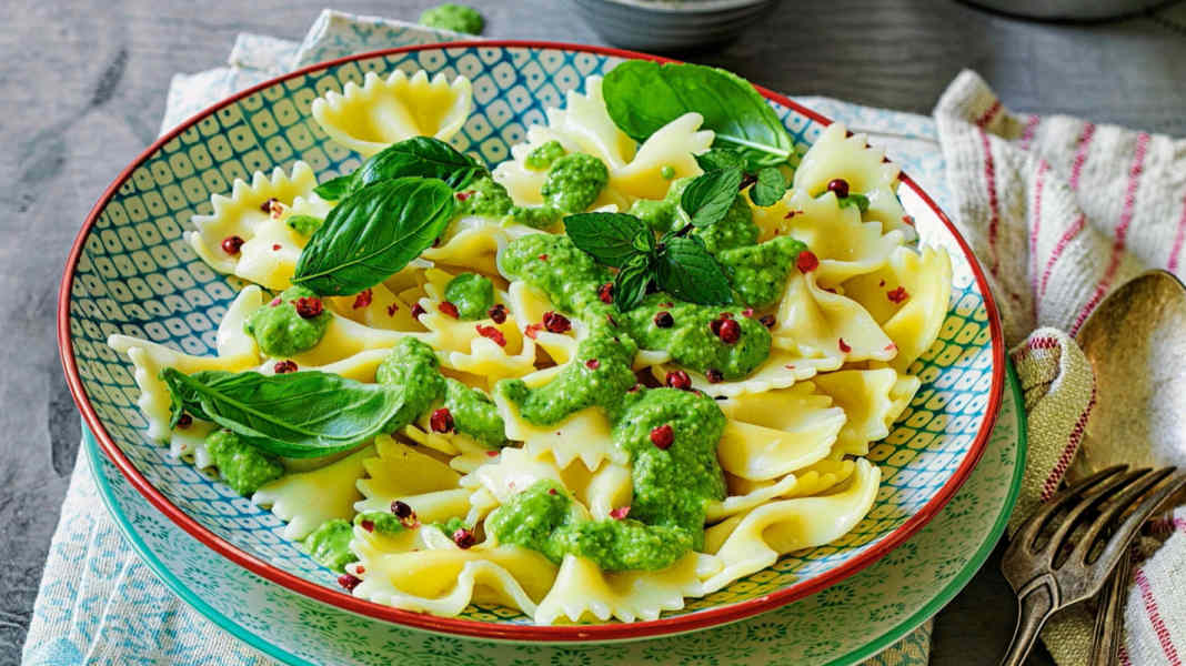 Meal Prep Rezepte: Kräuter-Erbsen-Pesto