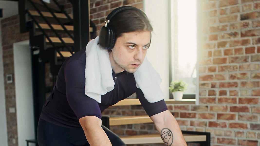 4-week training plan: E-Racing - fit to the point for the indoor season highlight