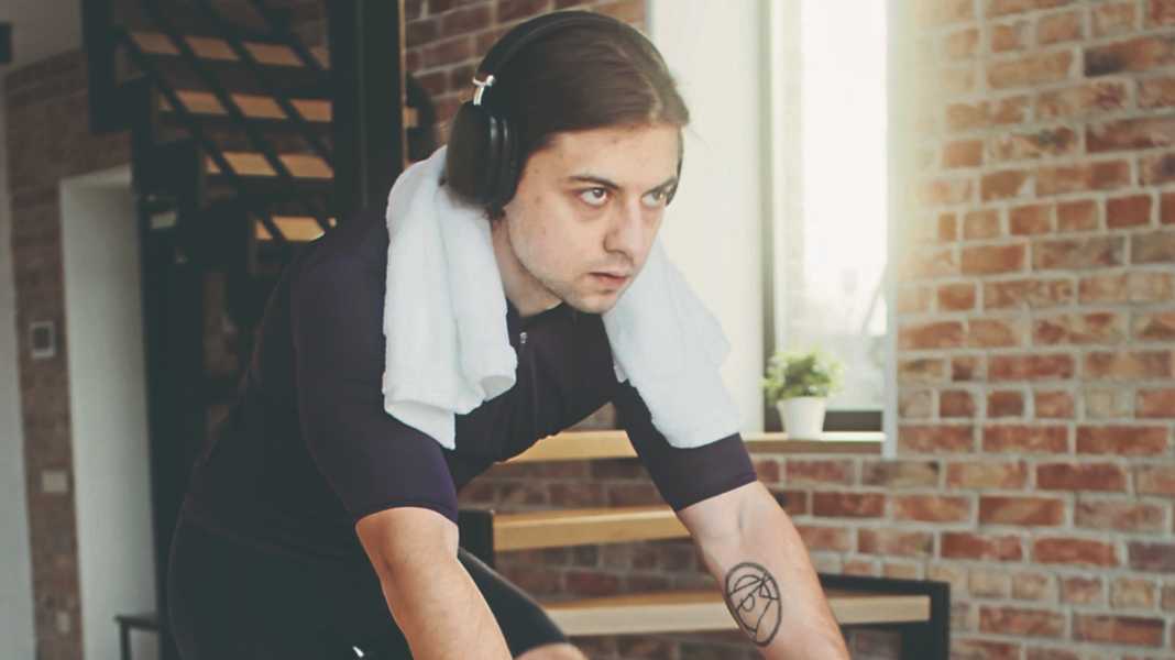 E-Racing Training: Ein 4-Wochen-Trainingsplan für Indoor-Rennen