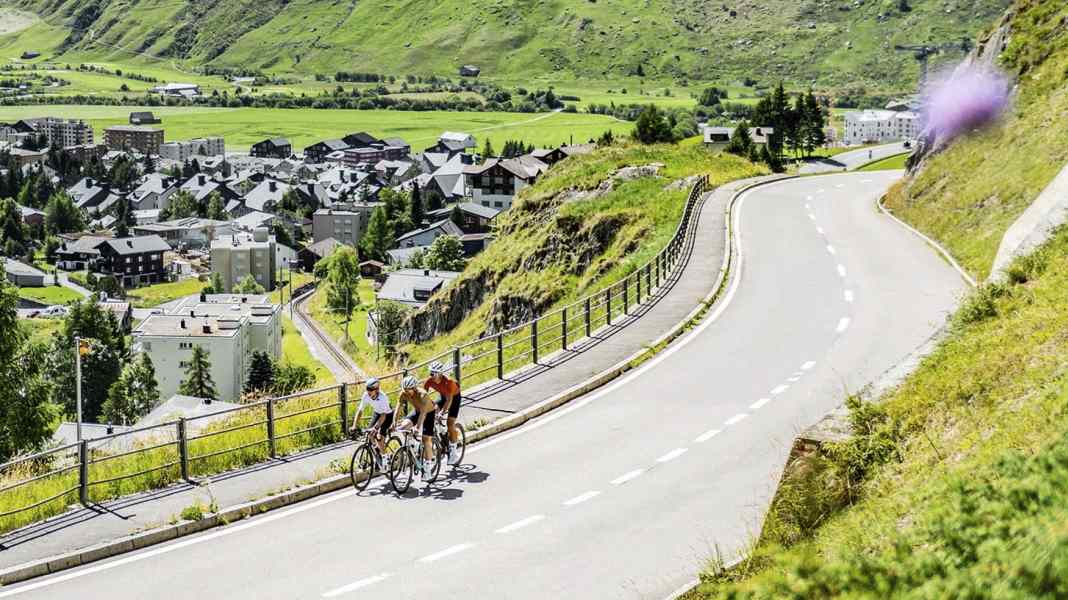 Montée à l'aventure : le paradis du vélo de course Andermatt