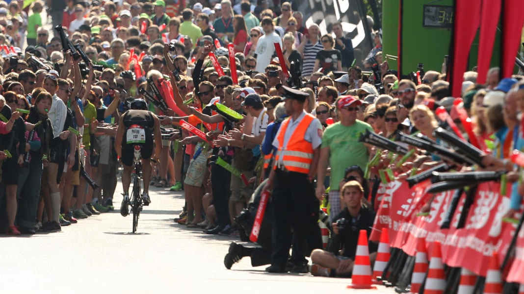 Federal Minister of Justice Maas at the start in Roth