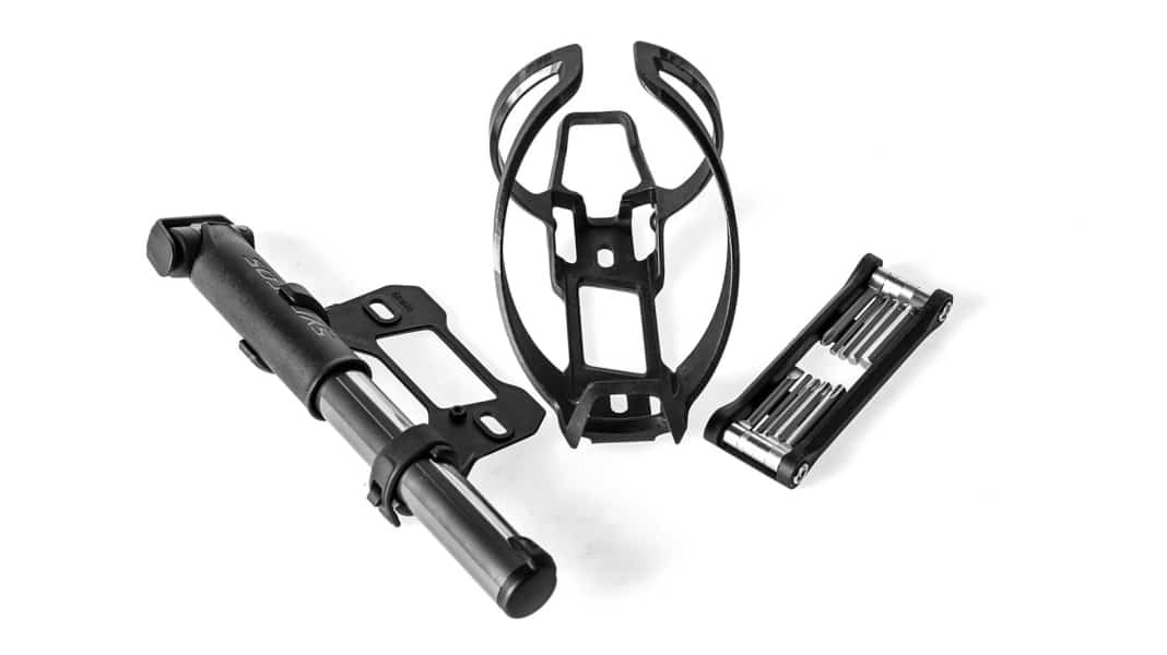 Test 2018: Syncros multi-purpose holder for road bikes - Syncros holder for bottle, with minitool/pump in test