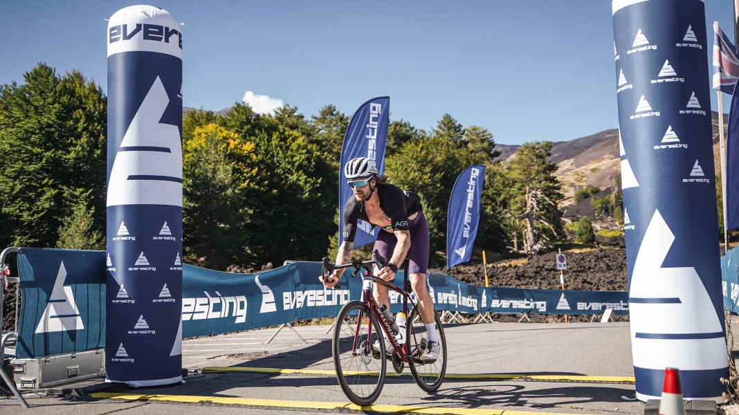 Tentative de record d'Everesting : 79 000 mètres de dénivelé en sept jours