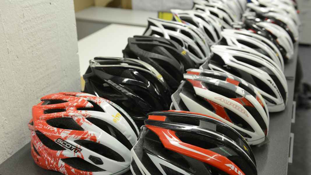 Crash test: Safety of cycle helmets - This is how safe old road bike helmets are