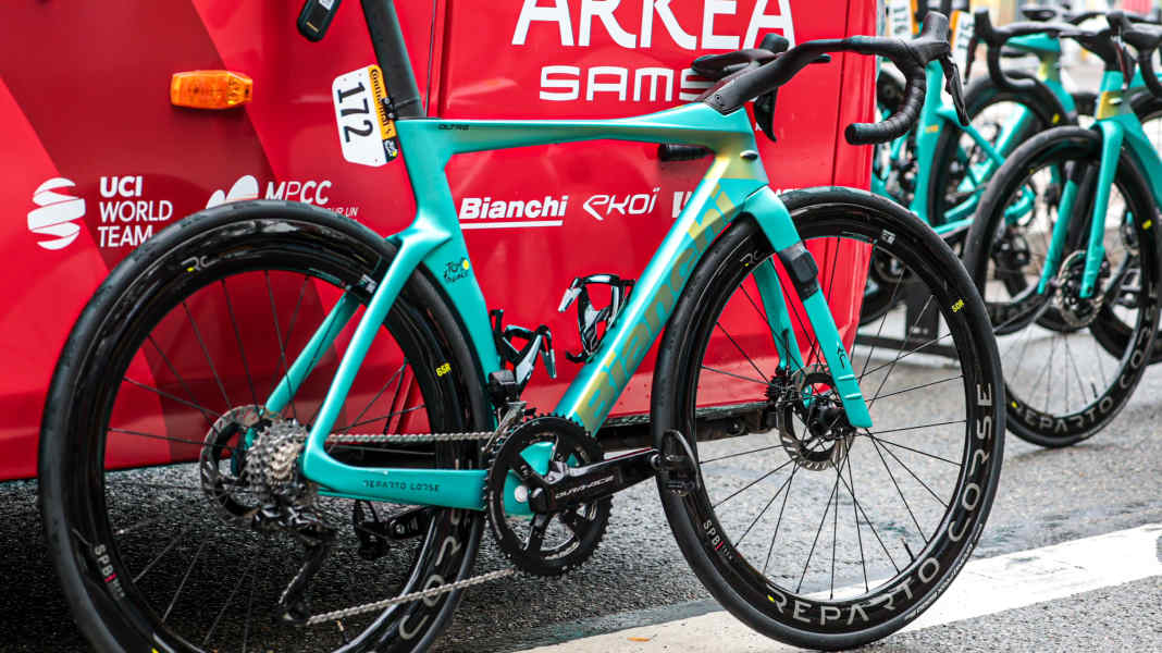 From Arkea to Bahrain? Bianchi could stay in the World Tour in 2026