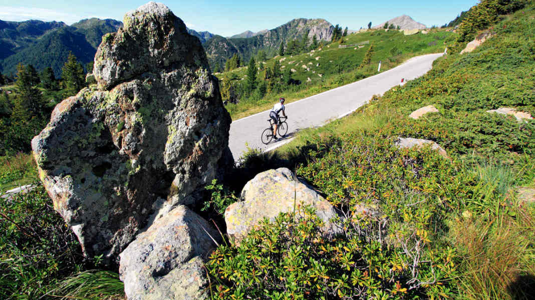 Traum-Anstiege in den Dolomiten: Passo Manghen - Passo Manghen: Der Pass, der Pantani berühmt machte