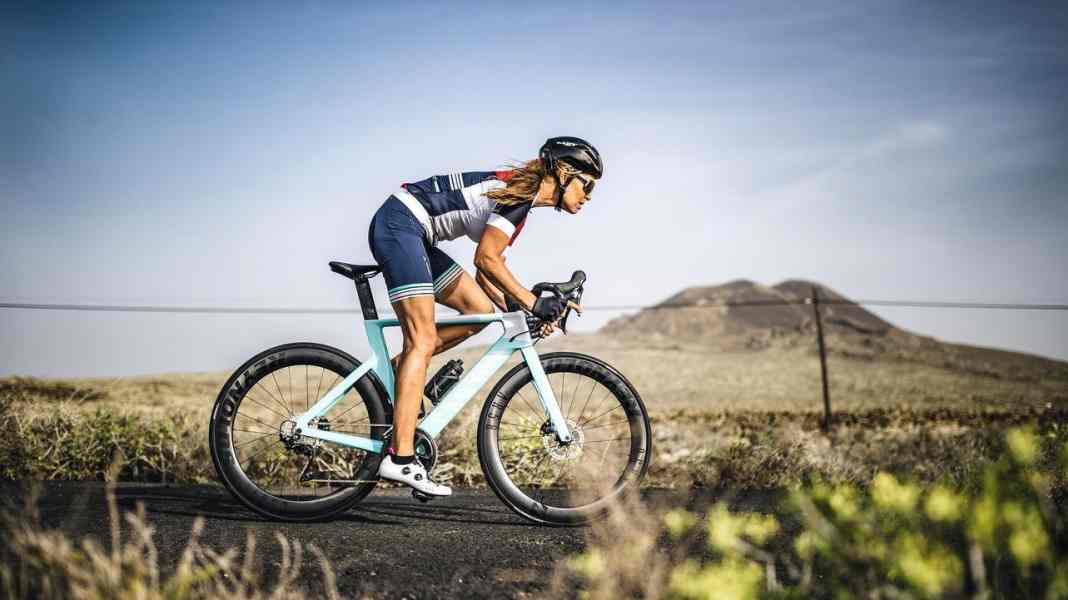 Test 2021 : Vélos de course pour femmes dans le test TOUR