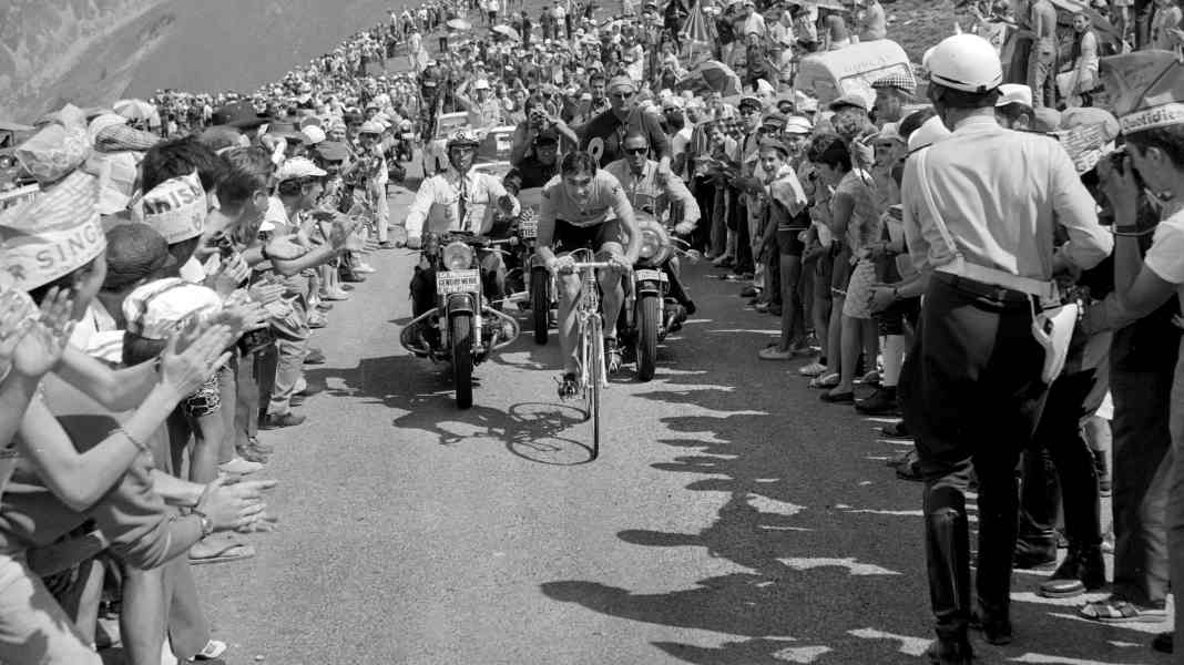 Eddy Merckx - hero of his generation