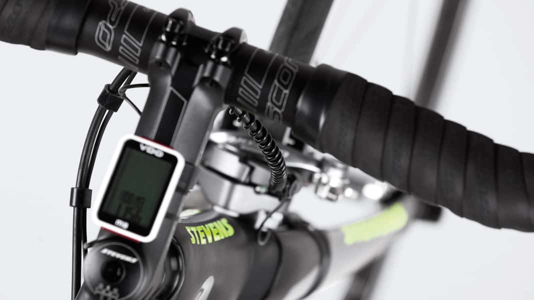 Monter les accessoires : Comment le faire correctement - Fixer les accessoires en toute sécurité sur le vélo de course