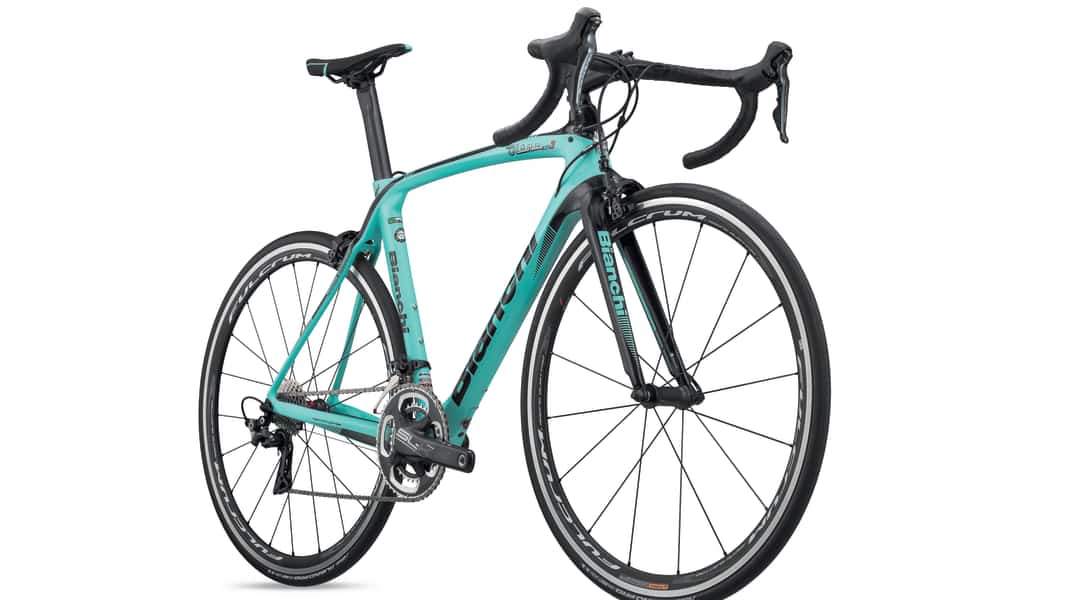 Nouveautés 2018 : Les Aeros Oltre et Aria de Bianchi - Offensive de prix de Bianchi avec Oltre et Aria