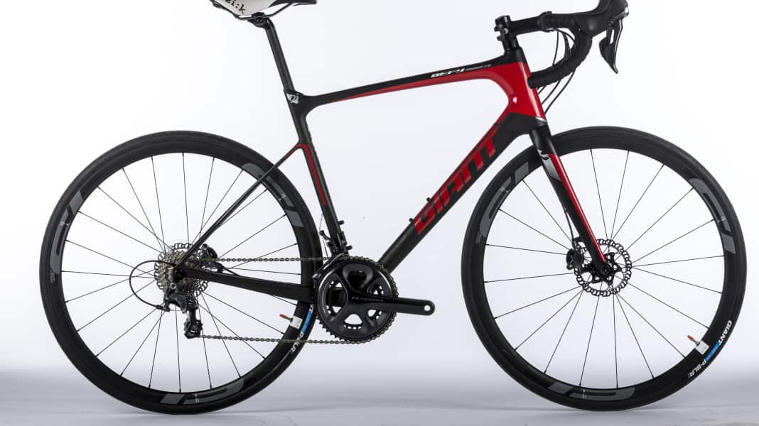 Test Komfortrennrad: Giant Defy Advanced Pro 1 - Test 2015: Giant Defy Advanced Pro 1