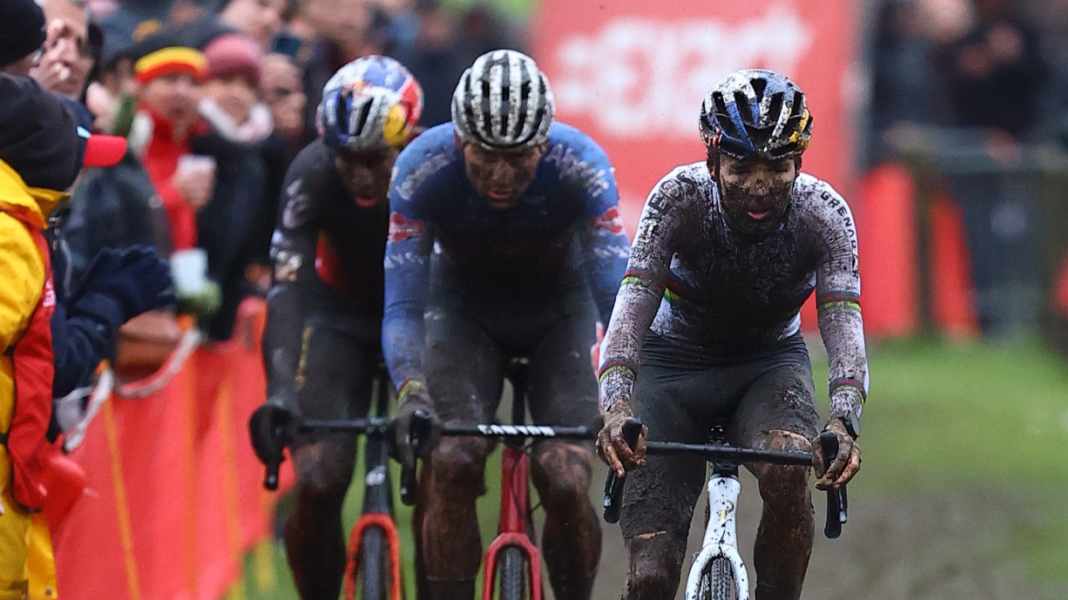 Les temps forts de la fin d'année : voici les trois géants du cross au départ