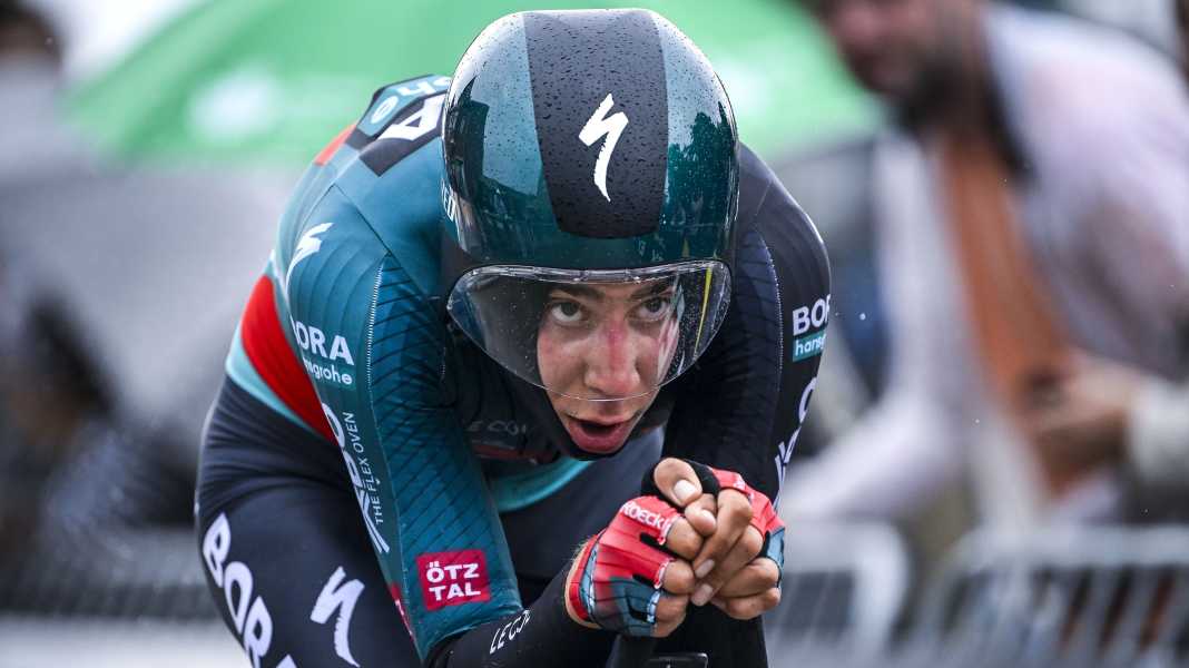 Bora talent Uijtdebroeks with criticism: "It would be nice if my bikes were in order"