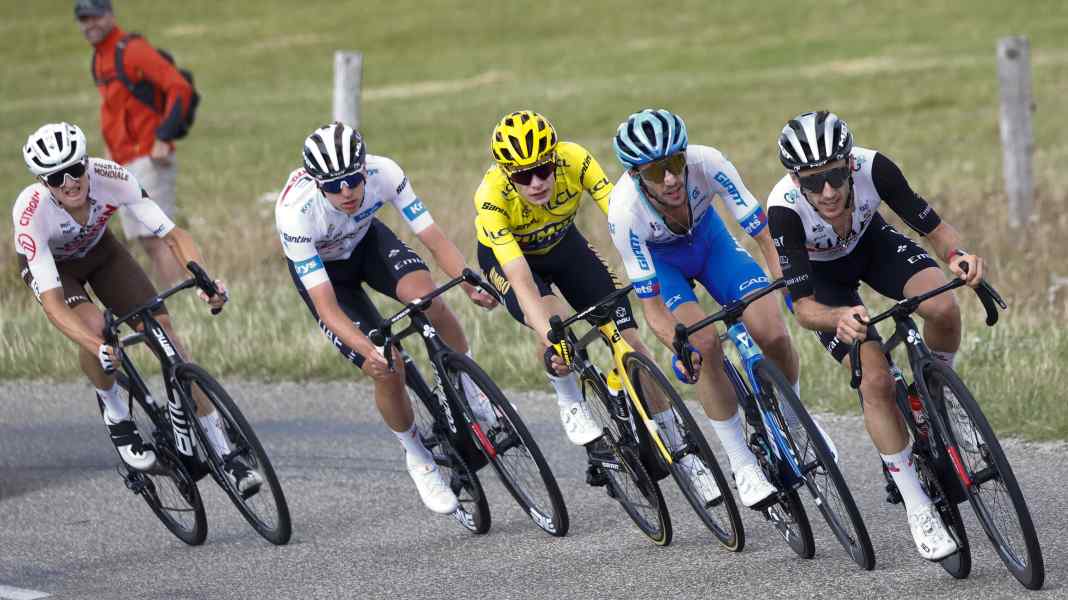 Tour de France 2024: TOUR Tech briefing for Stage 1