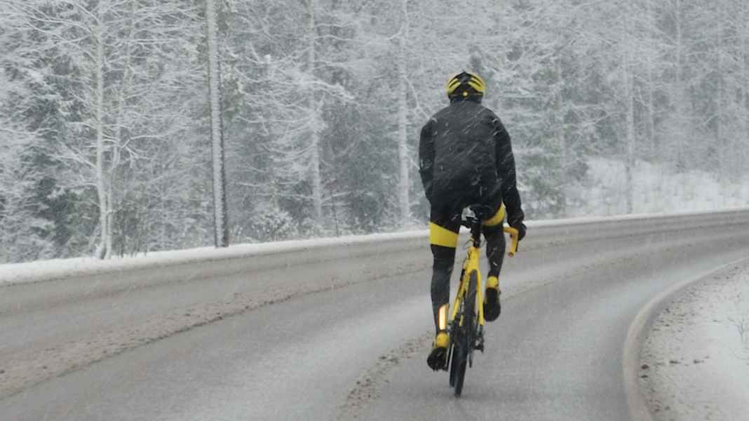 Radfahren im Winter - Omar di Felice: Ein Italiener im Schnee