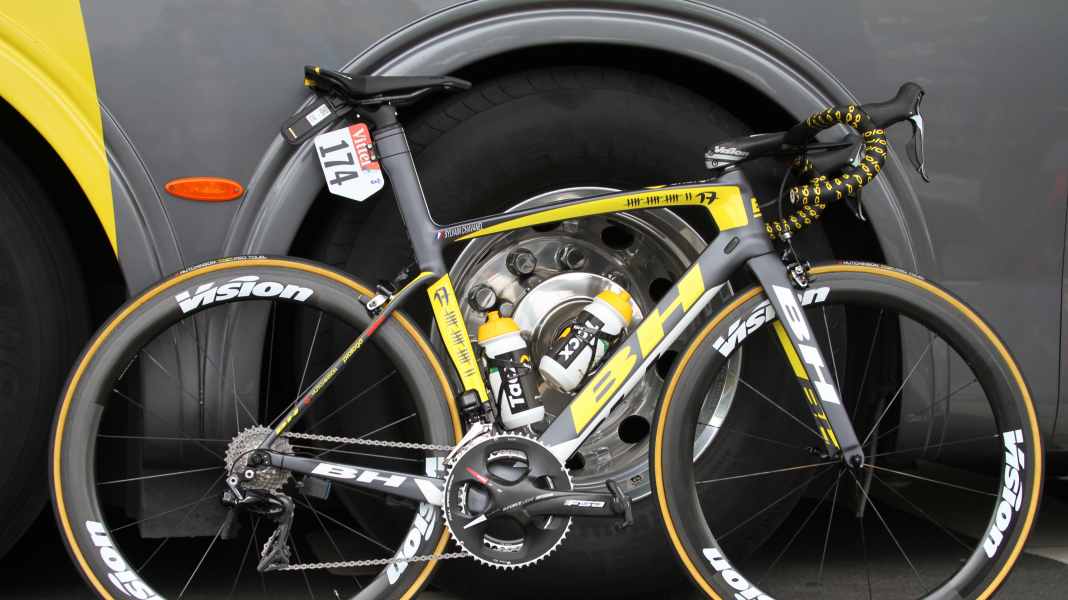 Tour bikes 2017: The BH G7 Pro from Sylvain Chavanel - Chavanel with special paintwork at the 17th Tour