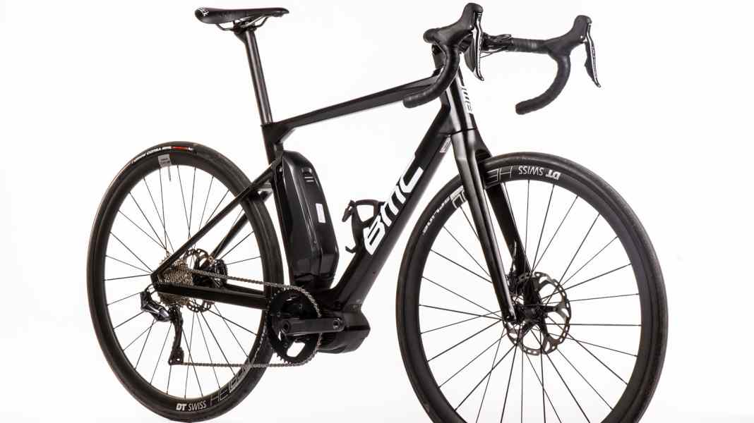 Test: E-Rennrad von BMC - BMC Alpenchallenge AMP Road One